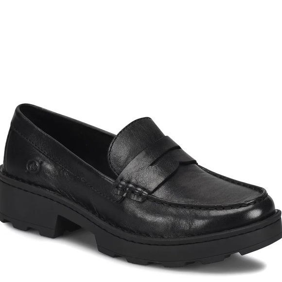 Born Carrera Black Leather Loafers - Picture 1 of 4